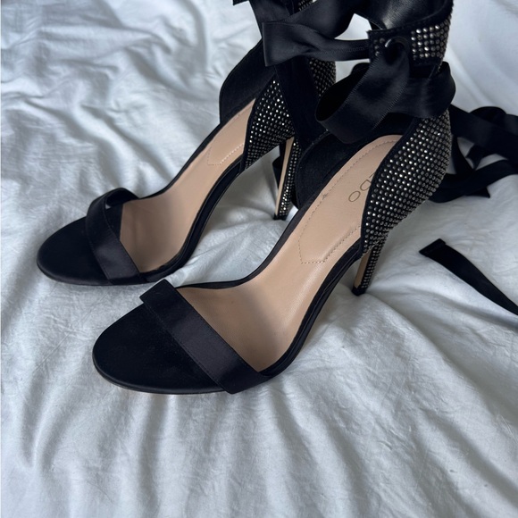 Aldo Black Strappy Heels with Silver Accents - Picture 4 of 4